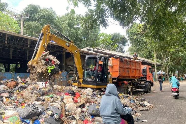 Jabar Terancam Pidana Gegara Sampah, Kementerian LH Tenggat Sampai Desember 2025
