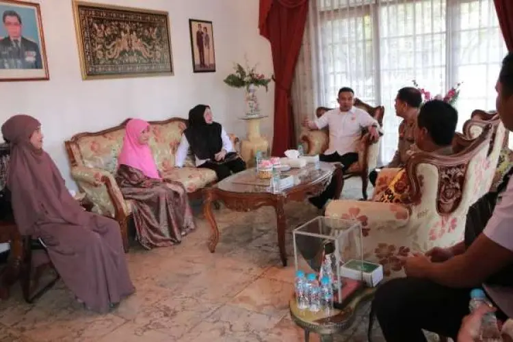 Polda Jabar Gelar Anjangsana ke Purnawirawan dalam Rangka HUT Bhayangkara ke-79