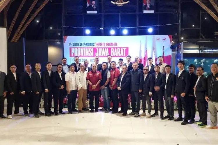 Toto Oktaviana Beri Tantangan Untuk Para Pengurus Esport Indonesia (ESI) Kabupaten Kota Jabar