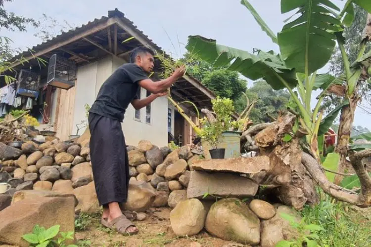Menelisik Sisi Lain Sosok Deni Firman Rosadi, Penyelenggara Demokrasi di KBB Abdikan Diri untuk Tanah Kelahiran