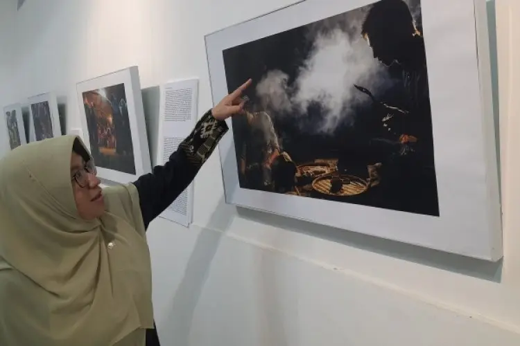 Kolaborasi Kemenbud dan Komisi X DPR Mengenalkan Kembali Budaya Jabar Lewat Fotografi