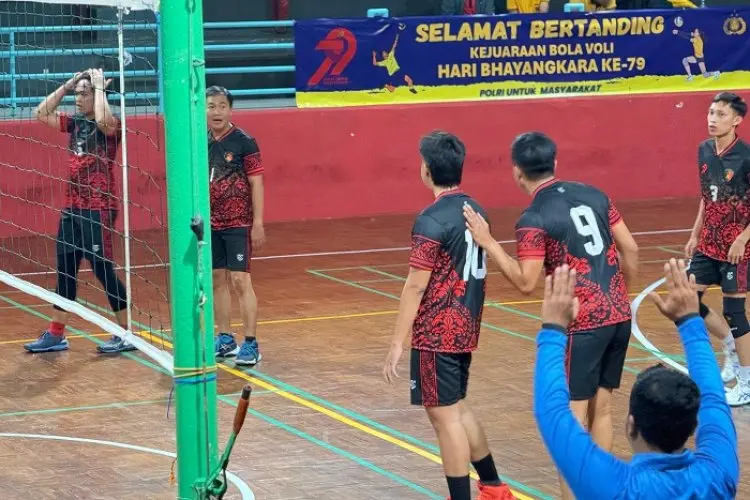 Meriahkan Hari Bhayangkara ke-79, Polda Jabar Gelar Turnamen Bola Voli Antar Satker dan Kewilayahan