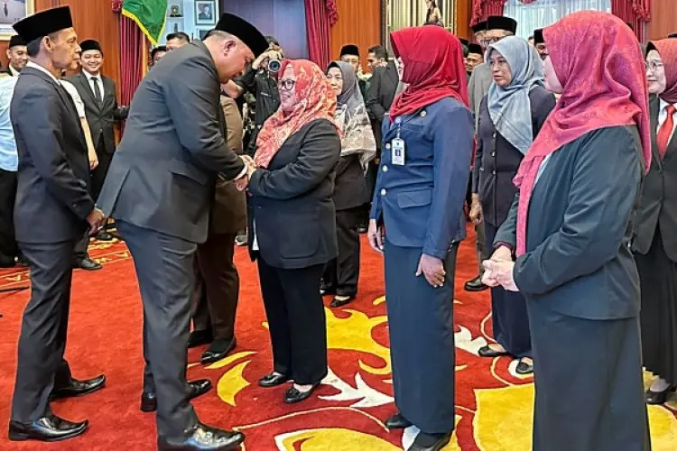 Bupat Rudy Susmanto Lantik 53 Pejabat Esselon III dan IV, Minta Percepatan Kinerja Birokrasi