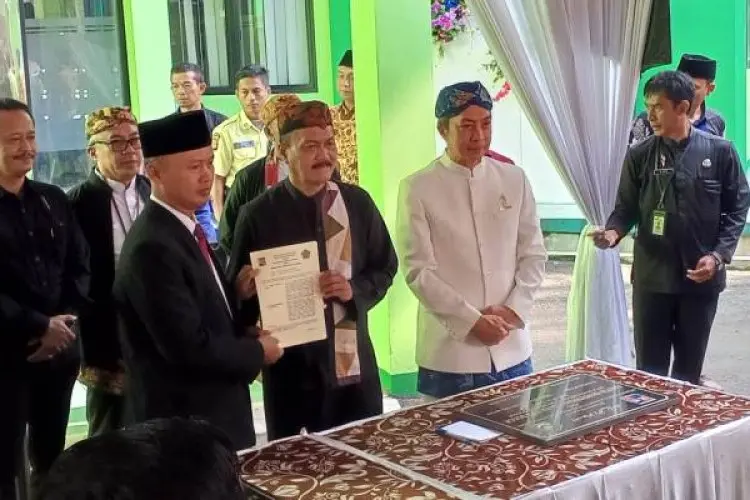 Pemkot Hibahkan Dua Lahan ke Kemenag Kota Bogor, Dimeriahkan Nikah Massal 43 Pasangan