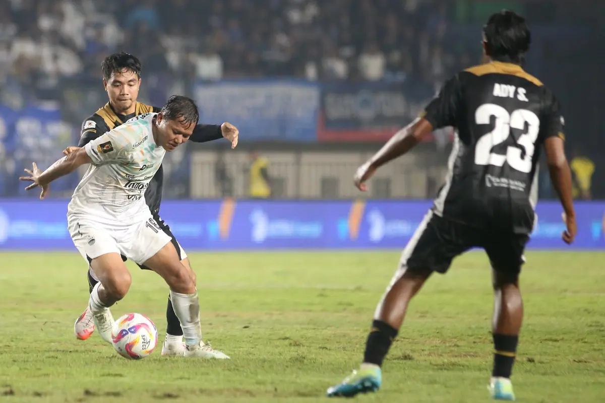 FOTO: Persib vs Dewa United Piala Presiden 2025