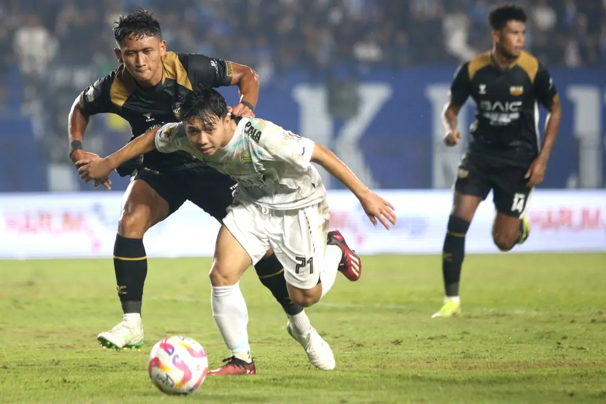 FOTO: Persib vs Dewa United Piala Presiden 2025