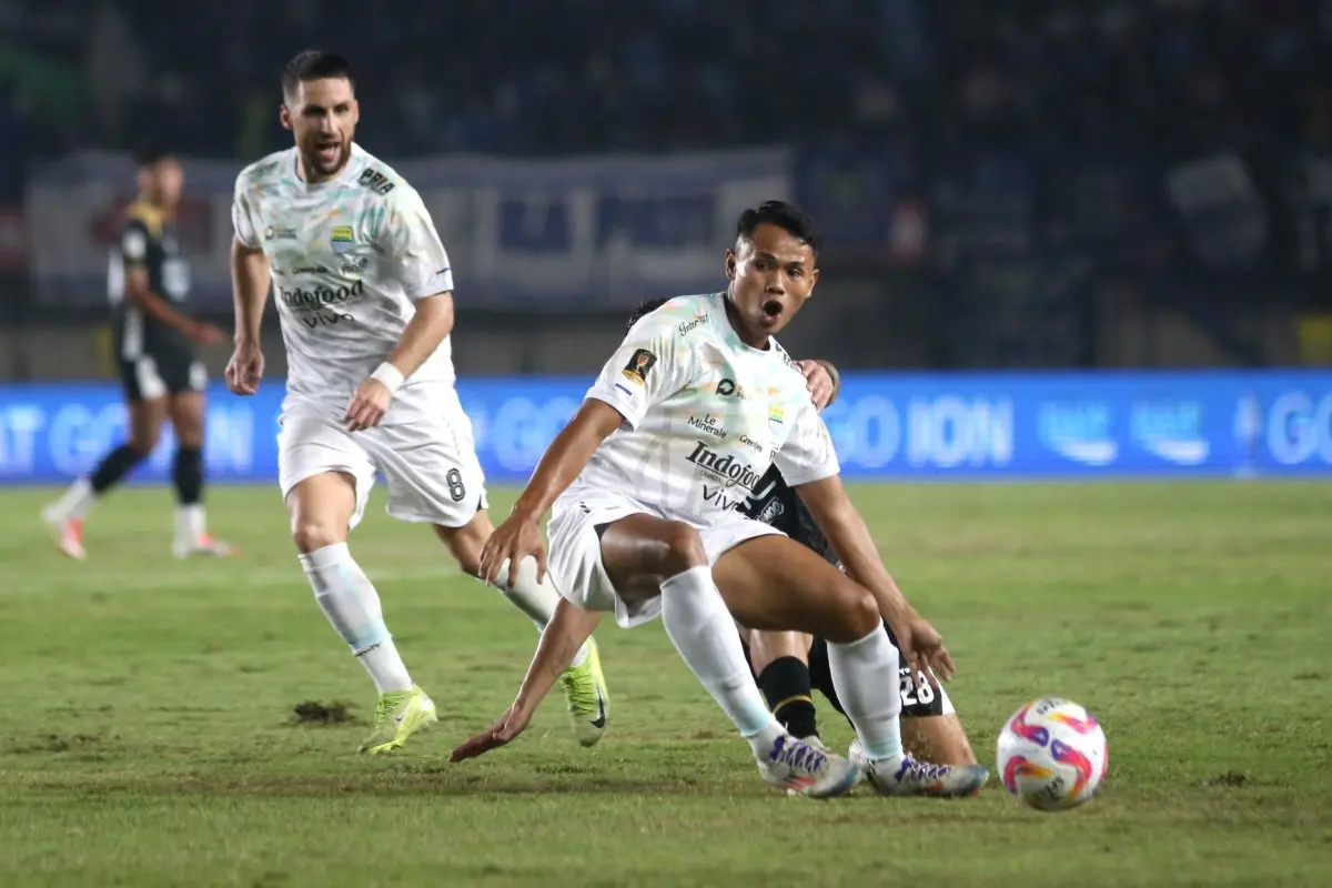 FOTO: Persib vs Dewa United Piala Presiden 2025