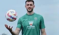 Apesnya Persib Rekrut Adam Przybek