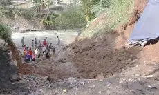 Plt Kalak BPBD Jabar Ungkap Kronologi Kejadian Hanyutnya Oden Sumantri, Supir Bus Kemendagri