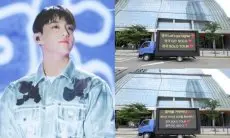 Penggemar Tuntut HYBE untuk Menggelar Tur Solo Jungkook BTS dengan Mengirim Truk Protes