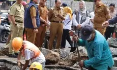 Ambil Langkah Cepat, Perbaikan Jalan Sangkuriang yang Ambles Diperkirakan Rampung Sebulan