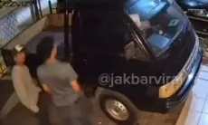 Aksinya Terekam CCTV dan Viral, Polisi Buru Komplotan Pencuri Mobil di Tanjung Duren