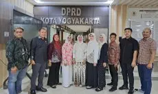Komisi I DPRD Kabupaten Cirebon Dalami Strategi Keterbukaan Informasi Publik di Yogyakarta