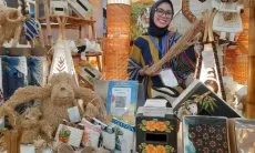 Olah Akar Wangi Jadi Produk Kriya, Alaina Terima Upakarti dari SBY dan Digunakan Dedi Mulyadi untuk Hiasi Lembur Pakuan