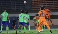 Petaka Kartu Merah Hancurkan Yokohama FC di Kandang Shimizu S-Pulse