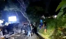 Delapan Orang jadi Korban Kecelakaan Truk Bermuatan Peralatan Dapur MBG di Jalan Kolmas, Polisi: Mereka Masih Mendapat Penanganan Medis