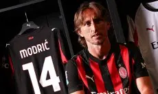 Arsenal vs AC Milan Nanti Malam di Singapura, Allegri Beberkan Alasan Tak Bawa Luka Modric