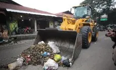 DLH Kota Bandung Alihkan Sampah dari Pasar-Pasar ke Gedebage, Penuhi Kapasitas Pengolahan
