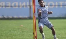 Pulih, Zulkifli Siap Bersaing di Persib Bandung