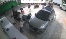 Viral! Detik-detik Wanita Ditembak Saat Pergoki Aksi Pencurian Motor di Palembang