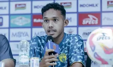 Ikhwan Ali Tanamal Mengakui Cukup Berat Bermain di Persib