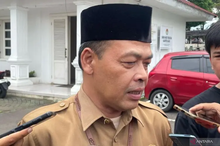 Disdikpora Larang Siswa Cianjur Nabung di Sekolah