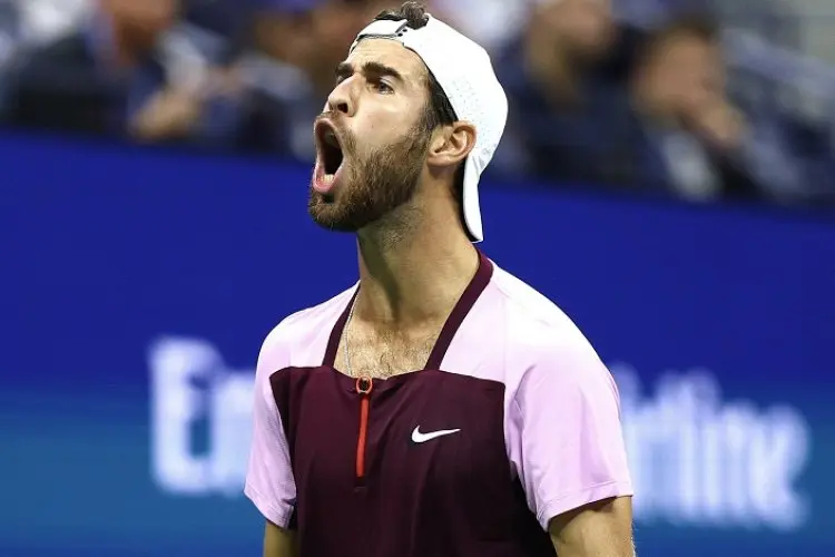 Bukan Jannik Sinner Atau Carlos Alcaraz, Ini Petenis Pertama Maju ke Perempat Final Wimbledon