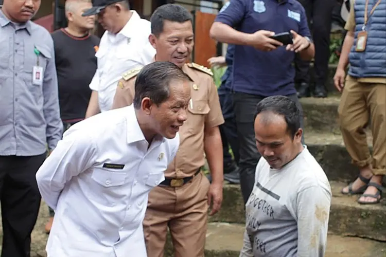 Tinjau Lokasi Bencana di Kawasan Puncak, Ini Permintaan Menteri Hanif kepada KDM dan Rudy
