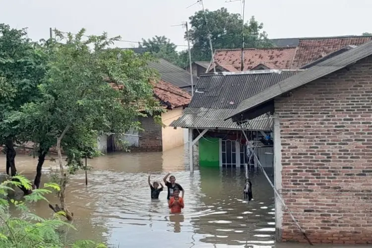 1.847 Warga Bekasi Terpaksa Mengungsi Akibat Banjir, Hari Ini BPBD Jabar Dirikan Dapur Umum