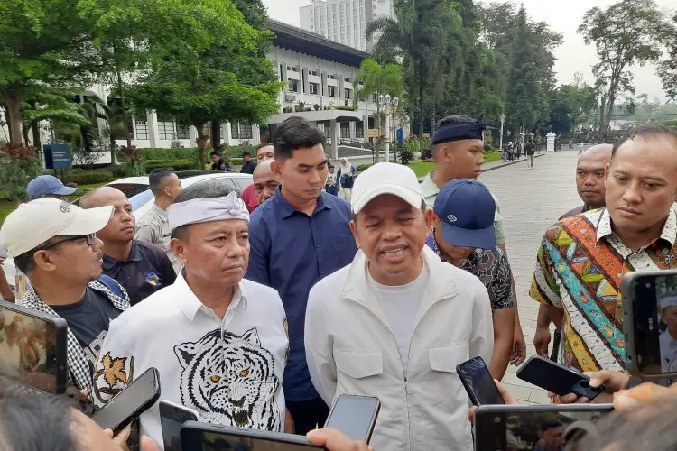 Begini Kata Dedi Mulyadi Soal Pengunjung yang Terjebak, Tidak Bisa Pulang Usai Mengunjungi Lembur Pakuan Subang