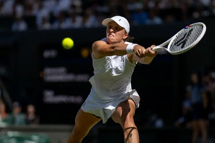 Setelah 114 Tahun, Baru Iga Swiatek yang Bisa Melakukan Ini di Final Wimbledon