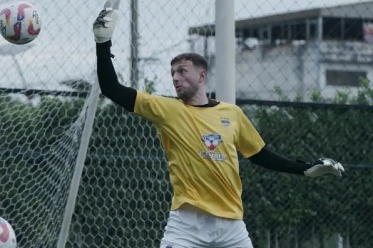 Adam Przybek Frustrasi Bersama Persib Bandung, Belum Pernah Tampil Sekalipun