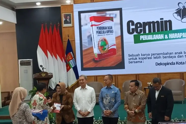 Wali Kota Lantik Pengurus KKMP SeKota Bogor, Langsung Diberikan Pelatihan oleh Dekopinda