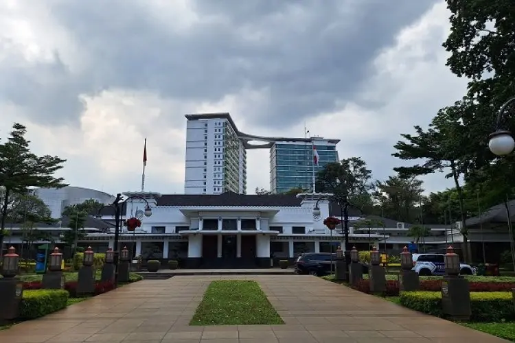 DPMPTSP Kota Bandung Terbitkan 6.000 Izin per Pekan, PBG dan SLF Jadi Tantangan