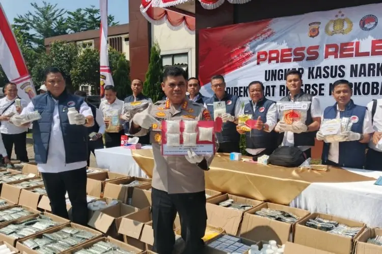 Sindikat Sabu Litas Provinsi Dibongkar Polda Jabar, Tiga Pelaku Diamankan