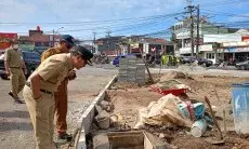 Alokasikan Anggaran Rp500 Juta, Pemasangan Ornamen di Bundaran Jati Rampung 2026