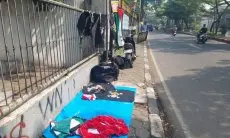 Dipandang Provokasi oleh Pemerintah dan Aparat, Bendera Jolly Roger Bawa Berkah bagi Pedagang di Cimahi