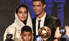 Dengan Cincin Berlian Segede Gaban, Georgina Rodriguez Kini Siap Menikah dengan Ronaldo