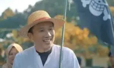 Ustaz Felix Siaw Gelar Eksperimen Sosial Kibarkan Bendera One Piece di Ruang Publik