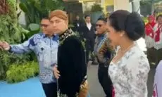 Raffi Ahmad dan Nagita Slavina Kenakan Busana Adat Jawa di Upacara HUT ke-80 RI