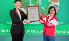 5.000 Mitra Pengemudi Grab Pecahkan Rekor Muri Menghiasi Tumpeng di 80 Kota