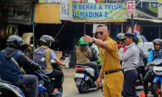 Jalan Tajur Macet, Wakil Wali Kota Pastikan Kehadiran Petugas di Perbaikan Jembatan Cibalok