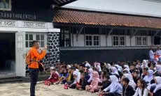 SMPN 1 Kota Bandung Gelar Simulasi Tanggap Bencana, Disdik : Edukasi Mitigasi Gempa Harus Terus Dilakukan