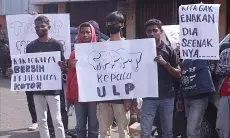 Kantor ULPBJ Kabupaten Bogor Digeruduk Aktivis Koalisi Indonesia Anti Korupsi 