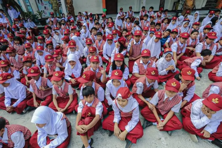 Sapa Siswa SDN 257 Pelita, Erwin : Jadilah Insan Berilmu dan Unggul