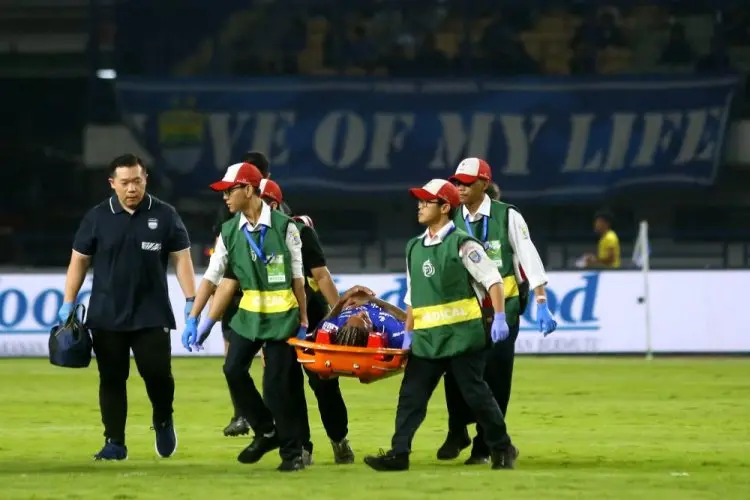 Ramon Tanque Diistirahatkan Persib Selama 1-2 Pekan