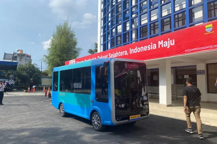 Wali Kota Bandung : Transformasi Angkot Listrik Harus Libatkan Semua Pemangku Kepentingan