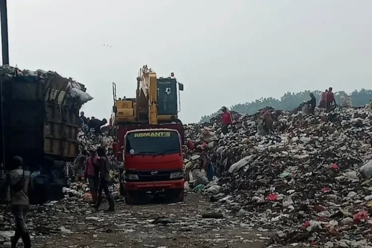 Pastikan Jatah Buang Sampah di Bandung Raya Sesuai Surat Edaran, Pengelola TPA Sarimukti Aktifkan Jembatan Timbang di Zona 5