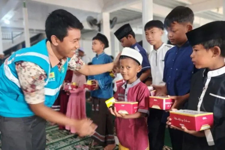 Semarak Kemerdekaan ke-80, PLN Cikarang Hadiahkan Senyum Merdeka untuk Anak Yatim & Dhuafa