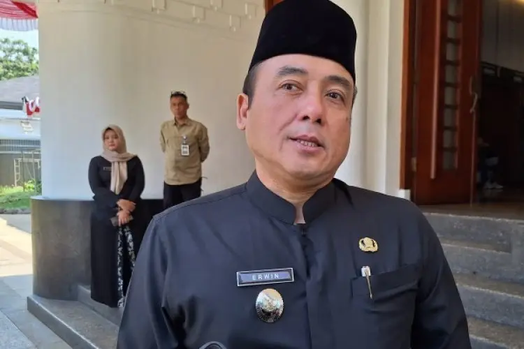 Banjir di Kota Bandung Bukan Sekedar Hujan, Bangunan Ilegal Jadi Sorotan